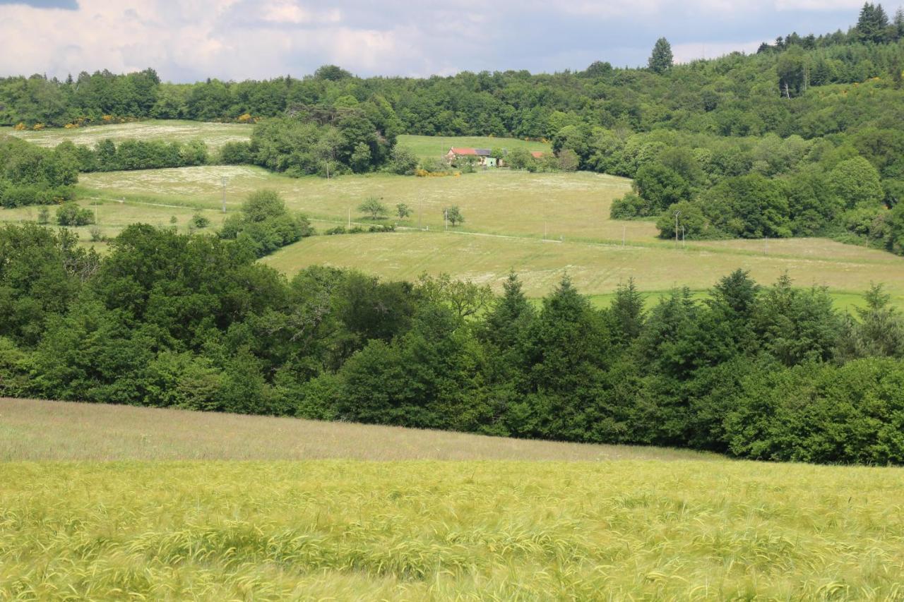 Les Renardieres Sussac Экстерьер фото